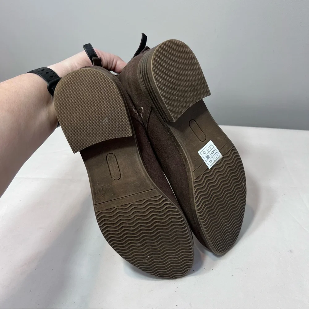 Skechers Sepia brown suede ankle boots size 10